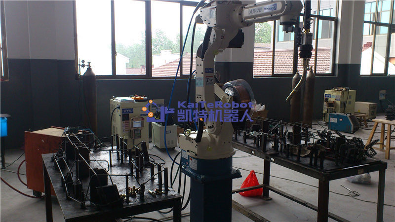 �������-���ιǼ�